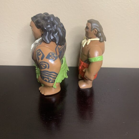 2016 Hasbro Disney Moana Figure Lot of 2 Chief Tui & Maui 4" - Picture 4 of 6
